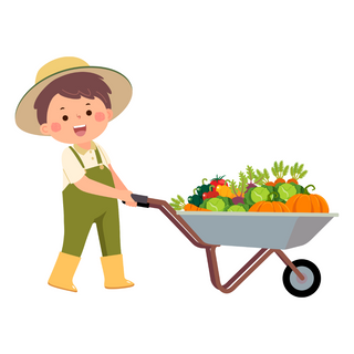 Kleines Kind im Hut schiebt eine Schubkarre voller Gemüse und Obst, bereit für ein Outdoor-Abenteuer.